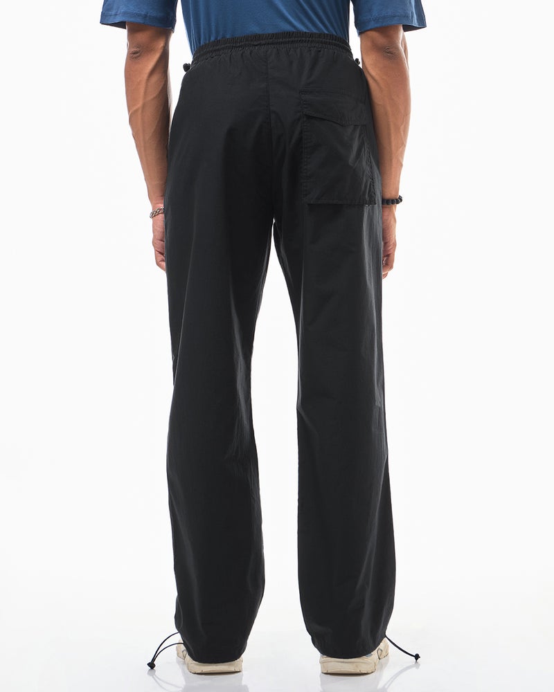 bewakoof Men's Black Baggy Oversized Parachute Pants - Image 3