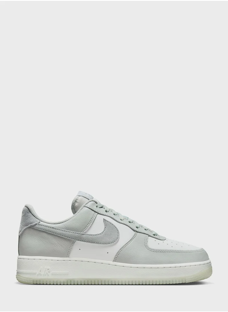Nike Air Force 1 ’07 Lv8 2