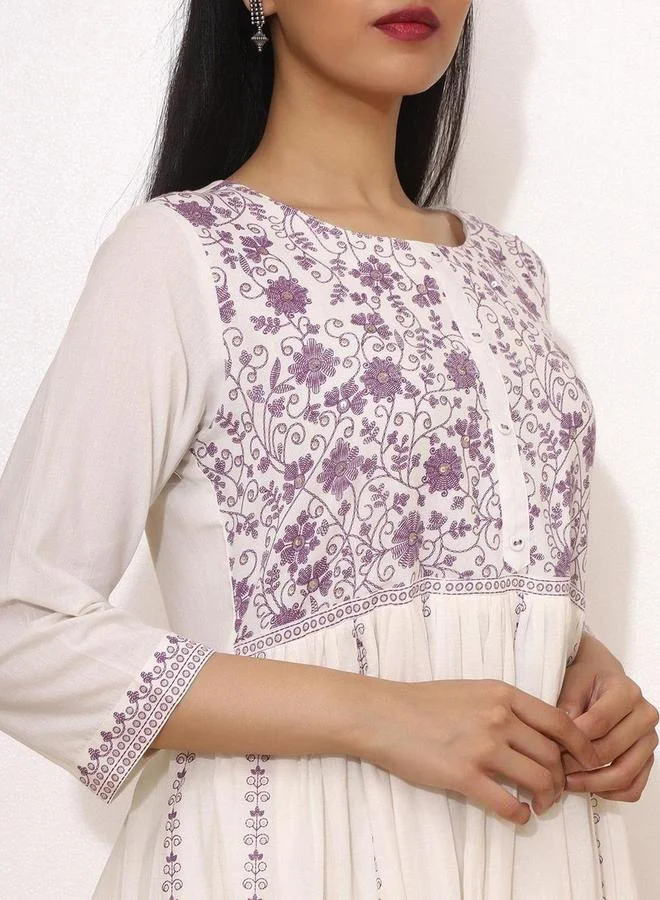 آي شين طقم كورتا وبنطال مع شال بلون أبيض بخليط القطن