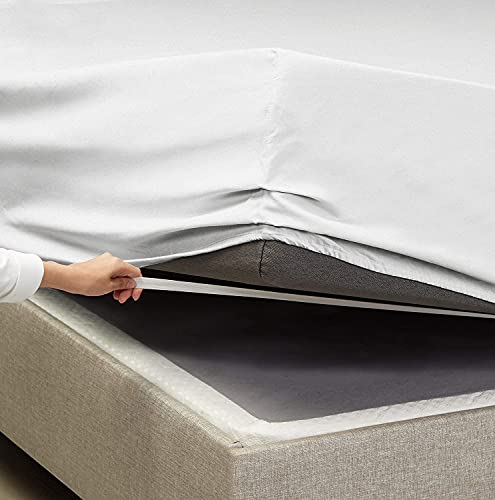 Clara Clark Stay Fitted Single Sheet, Fitted Sheet ONLY! Stay Fit on Mattress with Elastic Straps at Corners, Deep Pocket Fitted Sheet, Fits 18 to 24 Inch Mattress, Queen – Silver Light Gray - Image 4