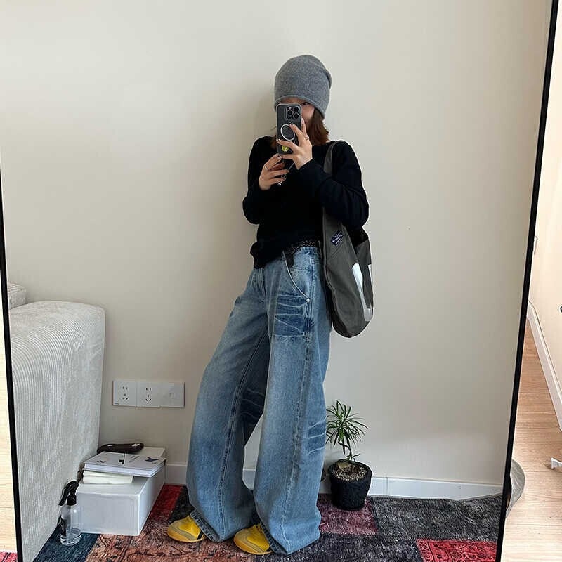 Unisex Classic Denim Jeans Loose Fit Daily Outdoor Wear - Image 3
