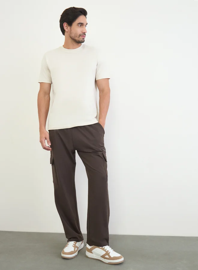 Styli Men Brown Relaxed Cargo Joggers