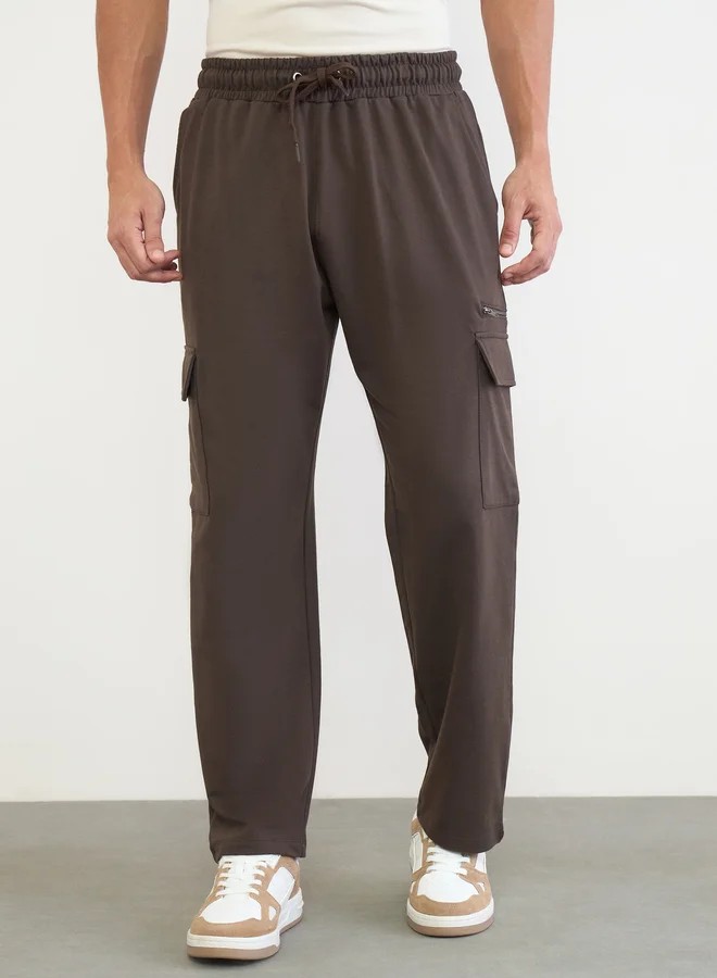 Styli Men Brown Relaxed Cargo Joggers