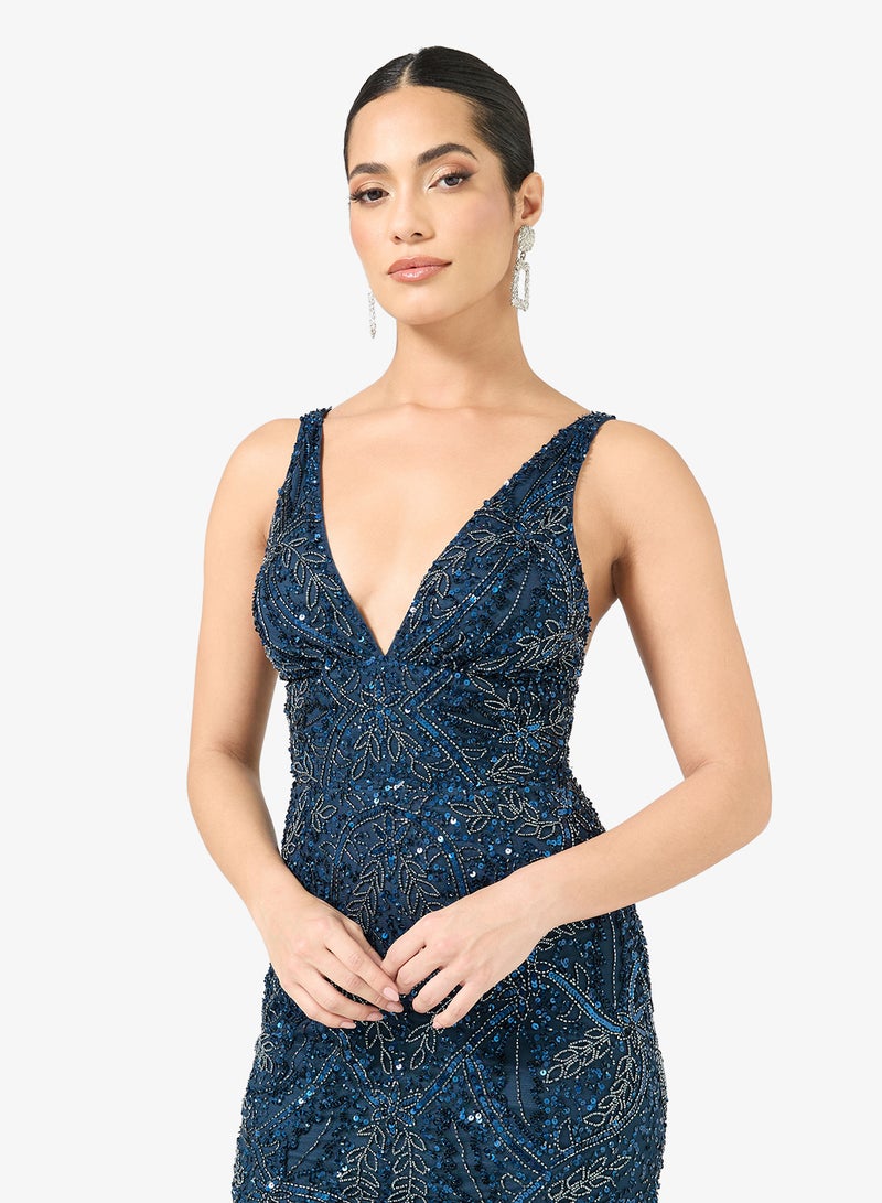 بيوت فستان ماكسي بدون أكمام بياقة على شكل حرف  مزين بالترتر - Image 3