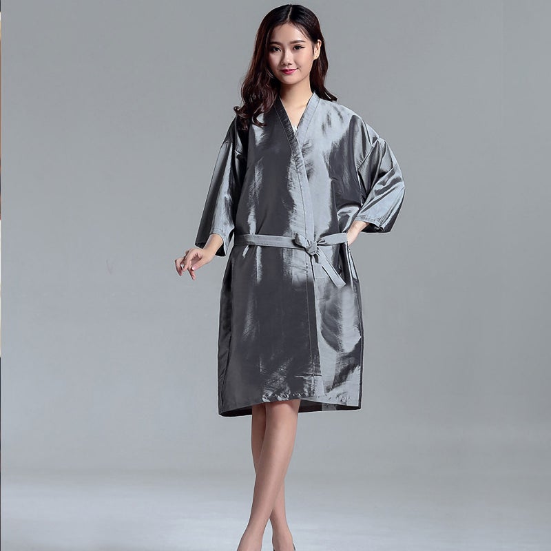 Barber Cape for Home Use, Lightweight and Breathable, Perfect for Hair Cutting and Styling - Image 5
