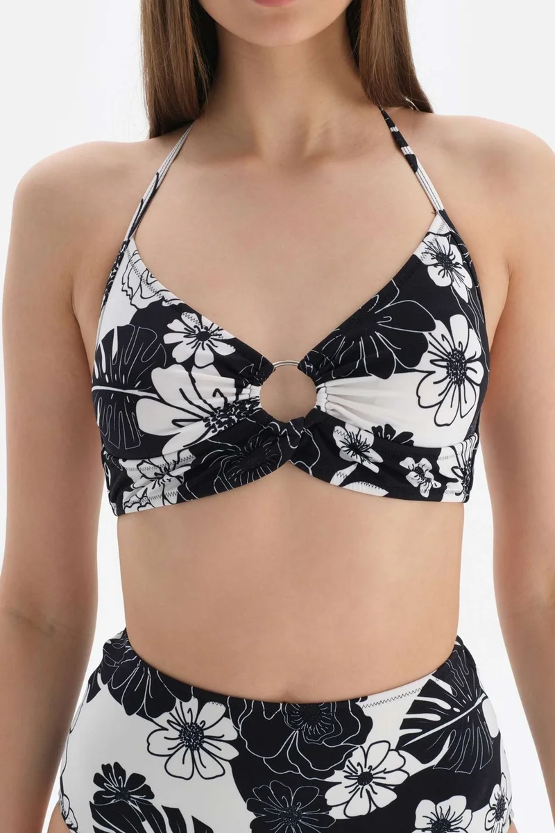 داجي Black White Triangle Wide Bikini Top