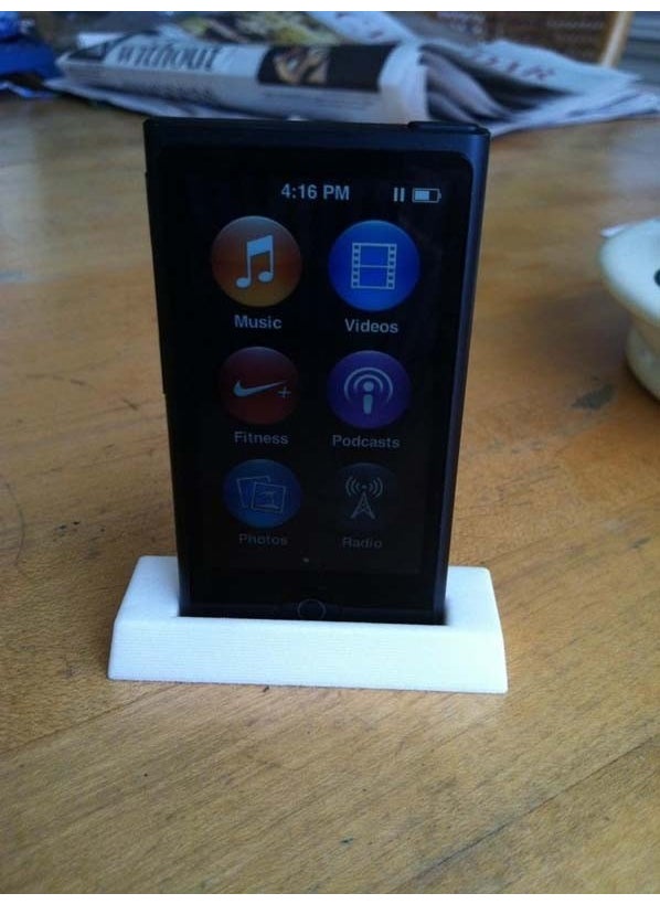 Epm3d iPod Nano 7th Generation Holding Plastic Apparatus  - Image 1