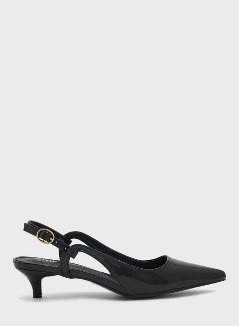 Curved Strap Pointed Pump
