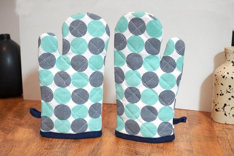 CRAZYWEAVES Oven Glove for Micro Oven Heat Proof Gloves for Cooking kitcen in Home Hotels for Oven Mitten Set (Blue Print) - Image 1