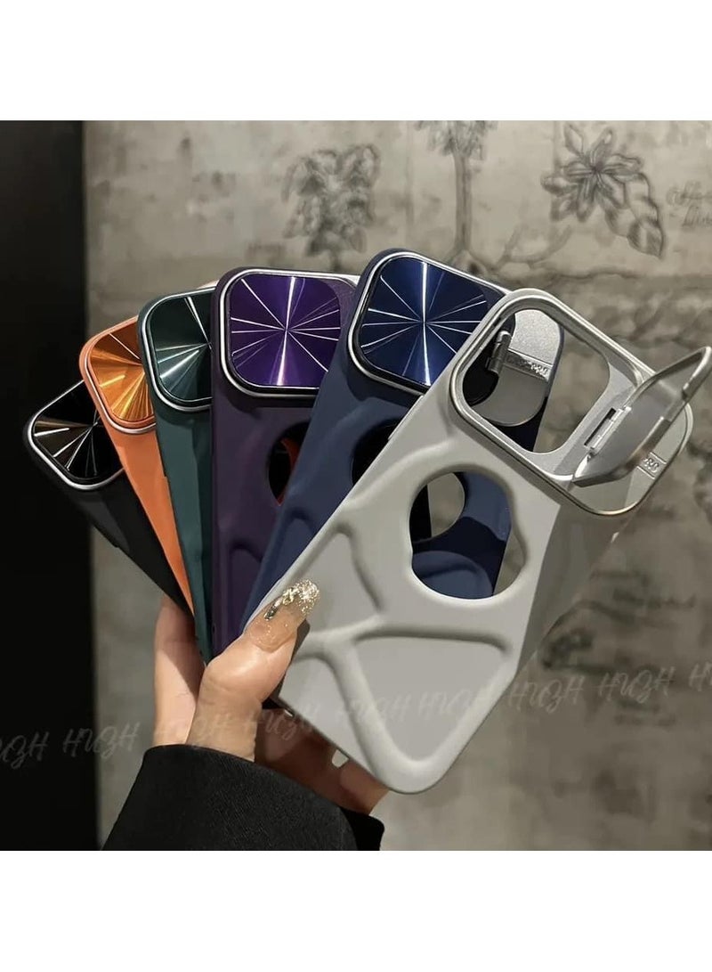High quality metal case for the iPhone 13 Pro Max, compatible with MagSafe, white color