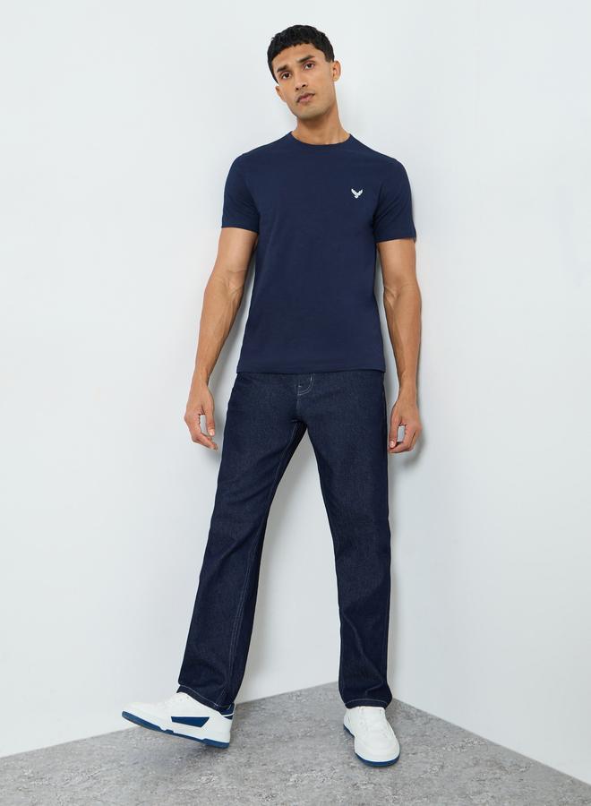 ستايلي تيشيرت قطن بتفاصيل مُطرّزة - Image 2