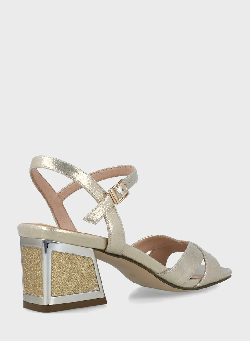 MENBUR Ankle Strap Heel Sandals