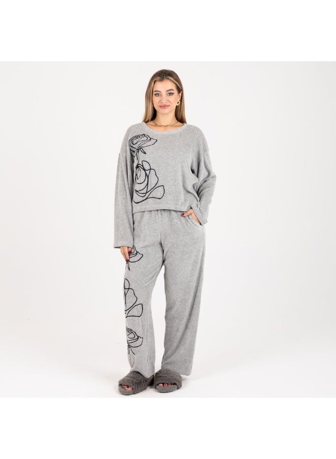zecotex  "Winter Rose" Modern Velvet Pajama Set - Cozy Plush Comfort with an Artistic Touch - Image 2