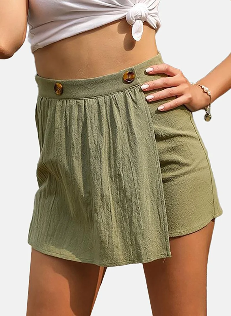 يونيكي Olive Mid Rise Soild Slim Fit Shorts