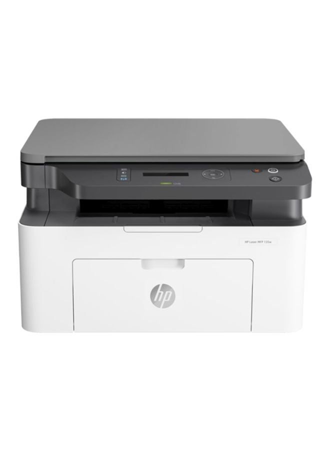 HP طابعة ليزر MFP 135W - للطباعة والنسخ والمسح الضوئي - حتى 20 صفحة في الدقيقة - لون أبيض طراز [4ZB83A] 40.6 x 36 x 25.3سم أبيض - Image 1