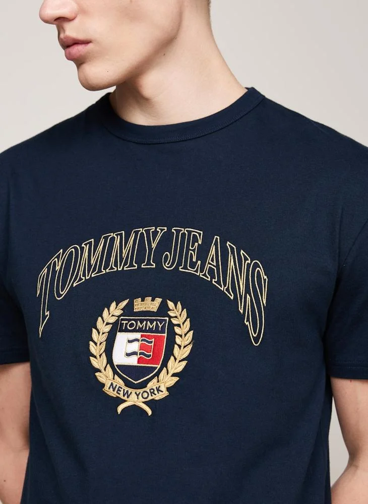 TOMMY JEANS Logo Print T-Shirt