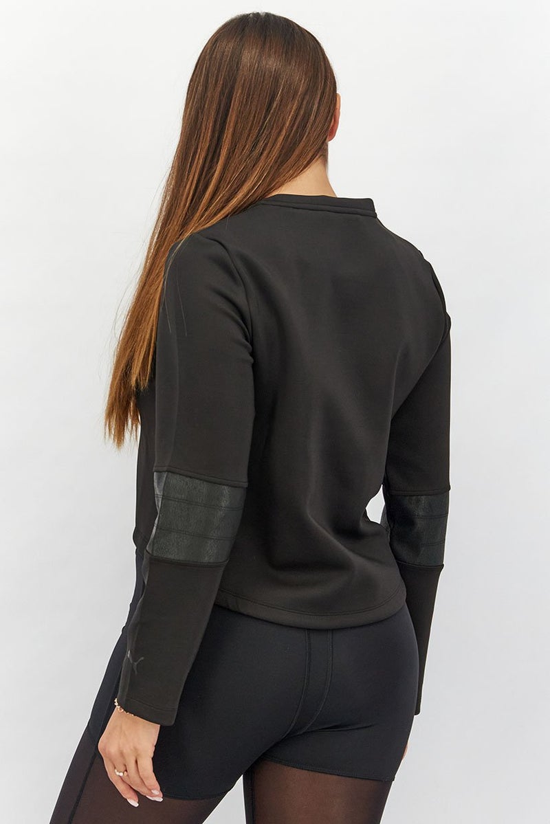 PUMA جاكيت تدريب موتو للنساء بأكمام طويلة وقصة عادية، أسود - Image 4