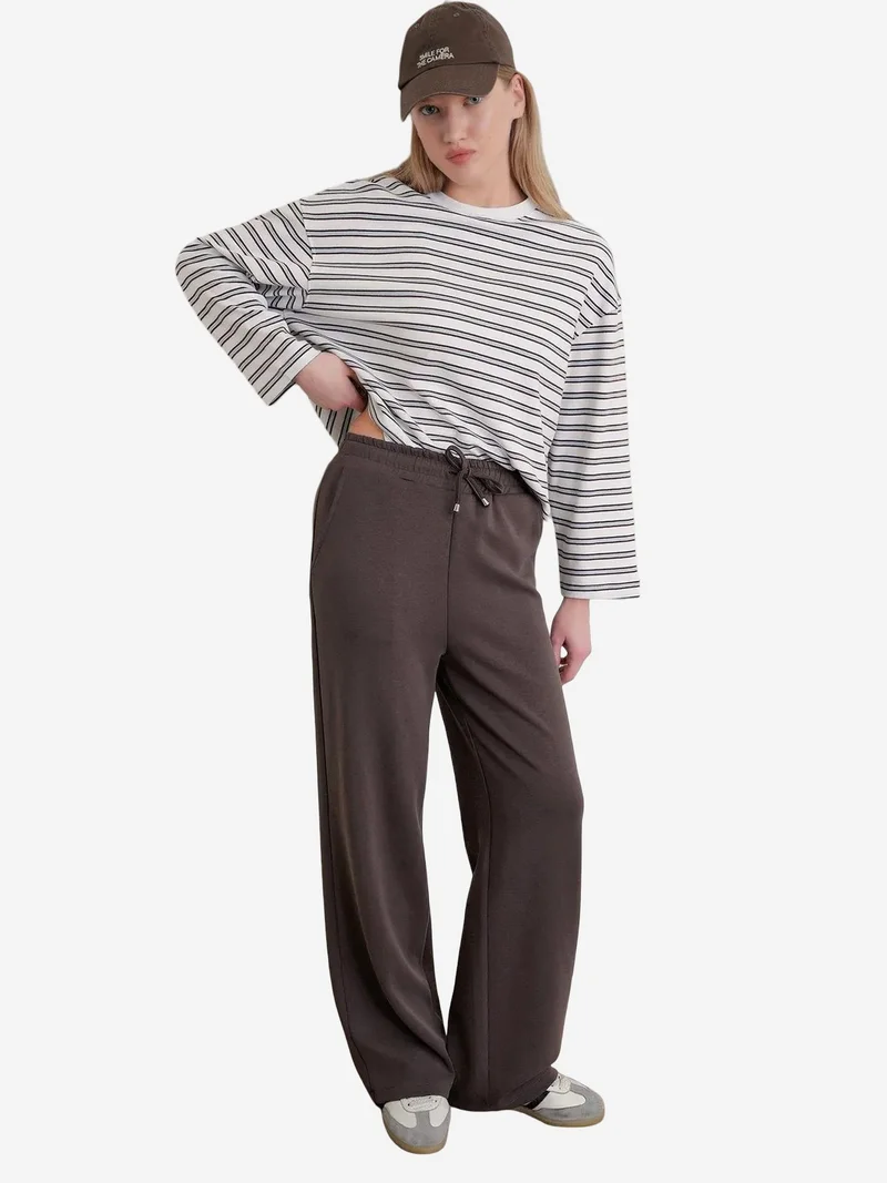 MixRay MIXRAY High Waist Pull On Straight Leg Pants with Pockets