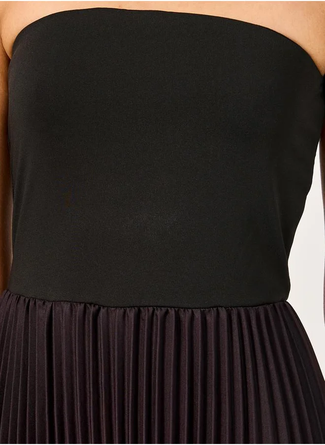 Styli Ombre Accordion Pleated Strapless A-Line Midi Dress