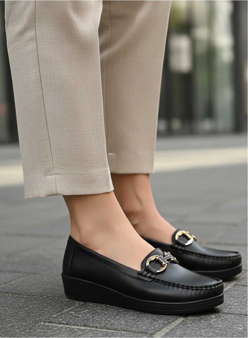 GRINTA Women Slip On Shoes - Image 4