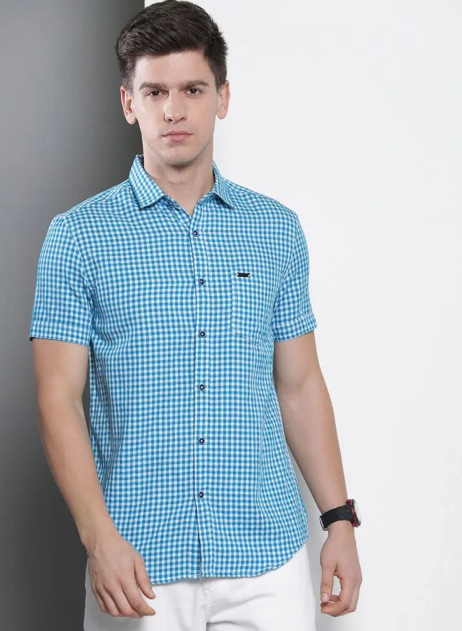 The Indian Garage Co Men Slim Fit Checkered Half Sleeves Cutaway Collar Casual Shirt
