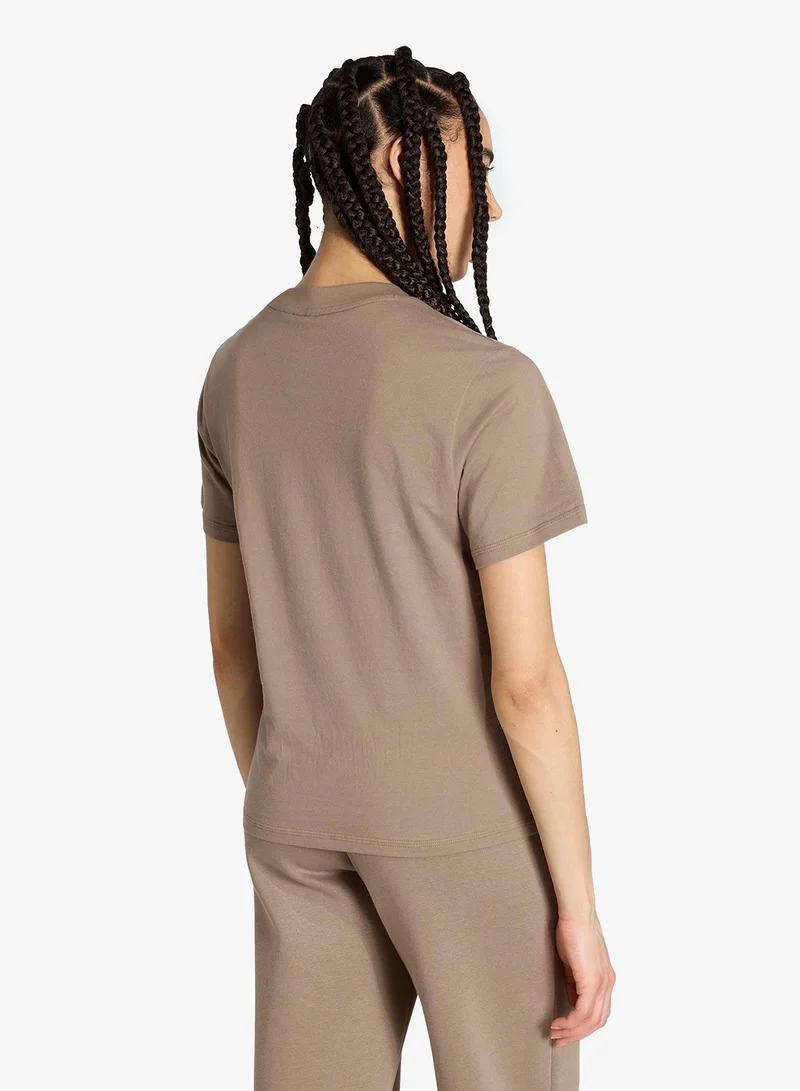 Adidas 3-Stripes Essential T-Shirt