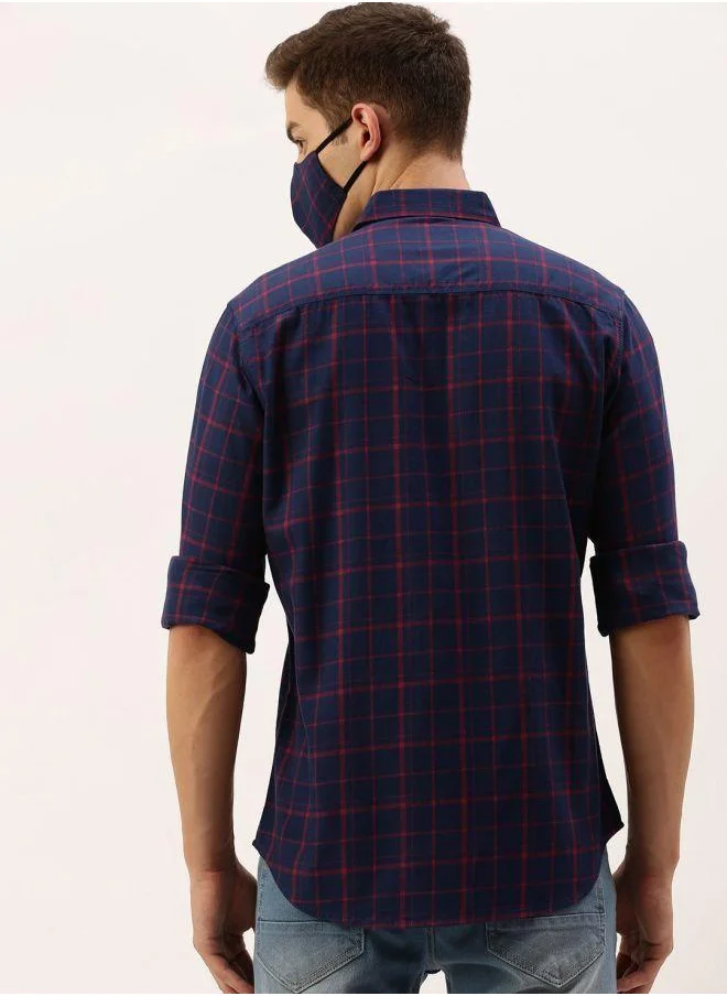 The Indian Garage Co Men Slim Fit Checkered Full Sleeves Spread Collar Casual Shirt