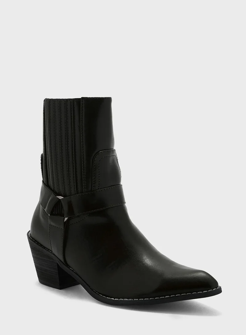 جينجر Cowboy Heel Ankle Boots