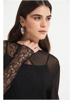 JUNE June Women Lace Detail Maxi Dress Black  - Image 4