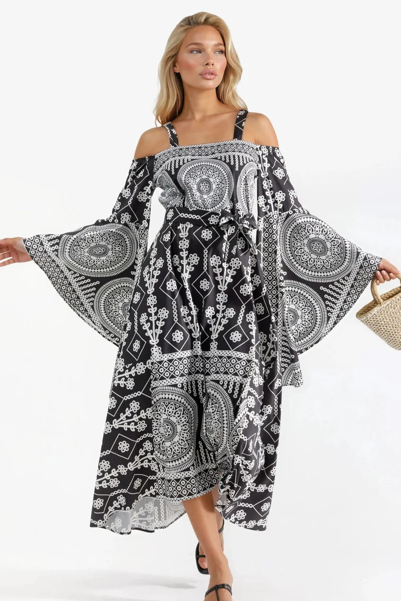 جينيفر Strapless Geometric Cut Out Maxi Dress
