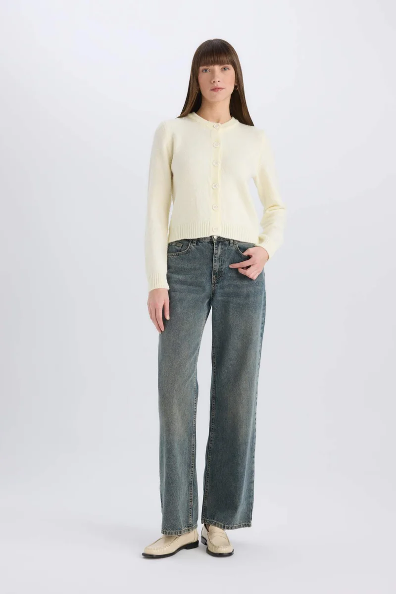 ديفاكتو Regular Fit Crew Neck Basic Button Knitwear Cardigan