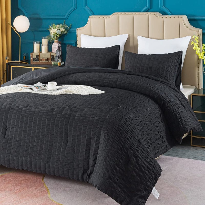 AveLom Seersucker Queen Comforter Set 90x90 inches 3 Pieces  100 Soft Washed Microfiber Lightweight Comforter with 2 Pillowcases All Season Down Alternative Comforter Set for Bedding Black