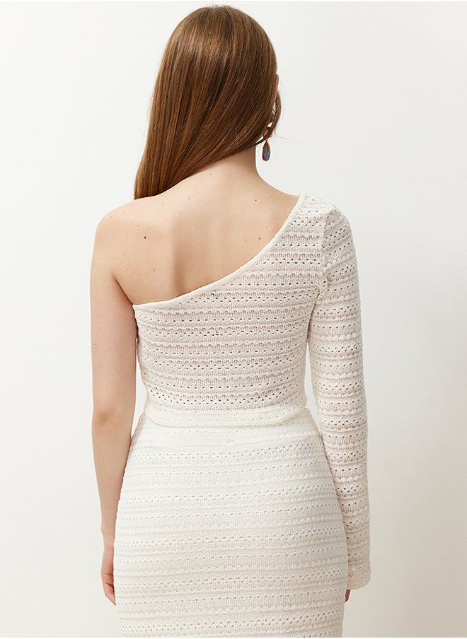 Ecru Knitwear Look Single Sleeve Asymmetric Knitted Blouse TWOSS24BZ00434