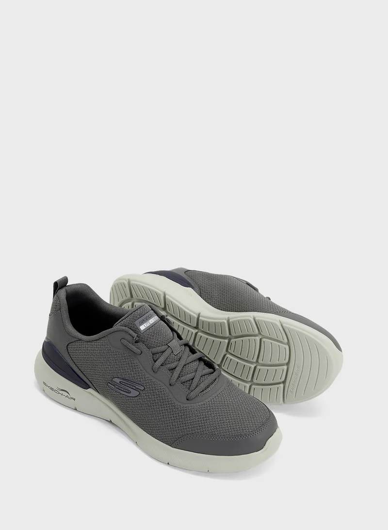 SKECHERS Skech-Air Dynamight 2.0