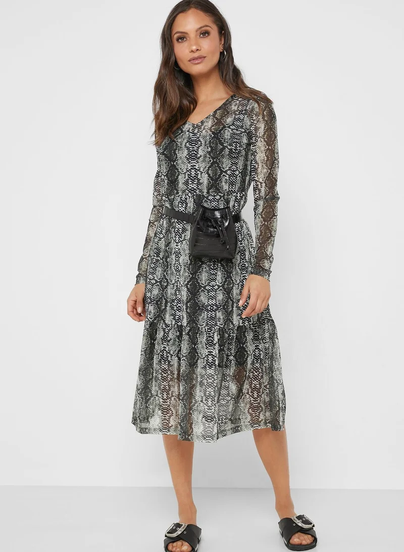 NOISY MAY Snake Print Pleated Dress