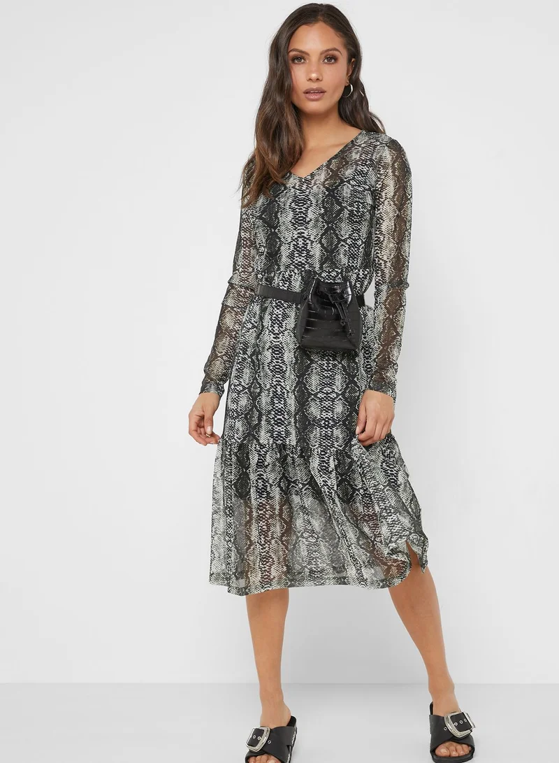 NOISY MAY Snake Print Pleated Dress
