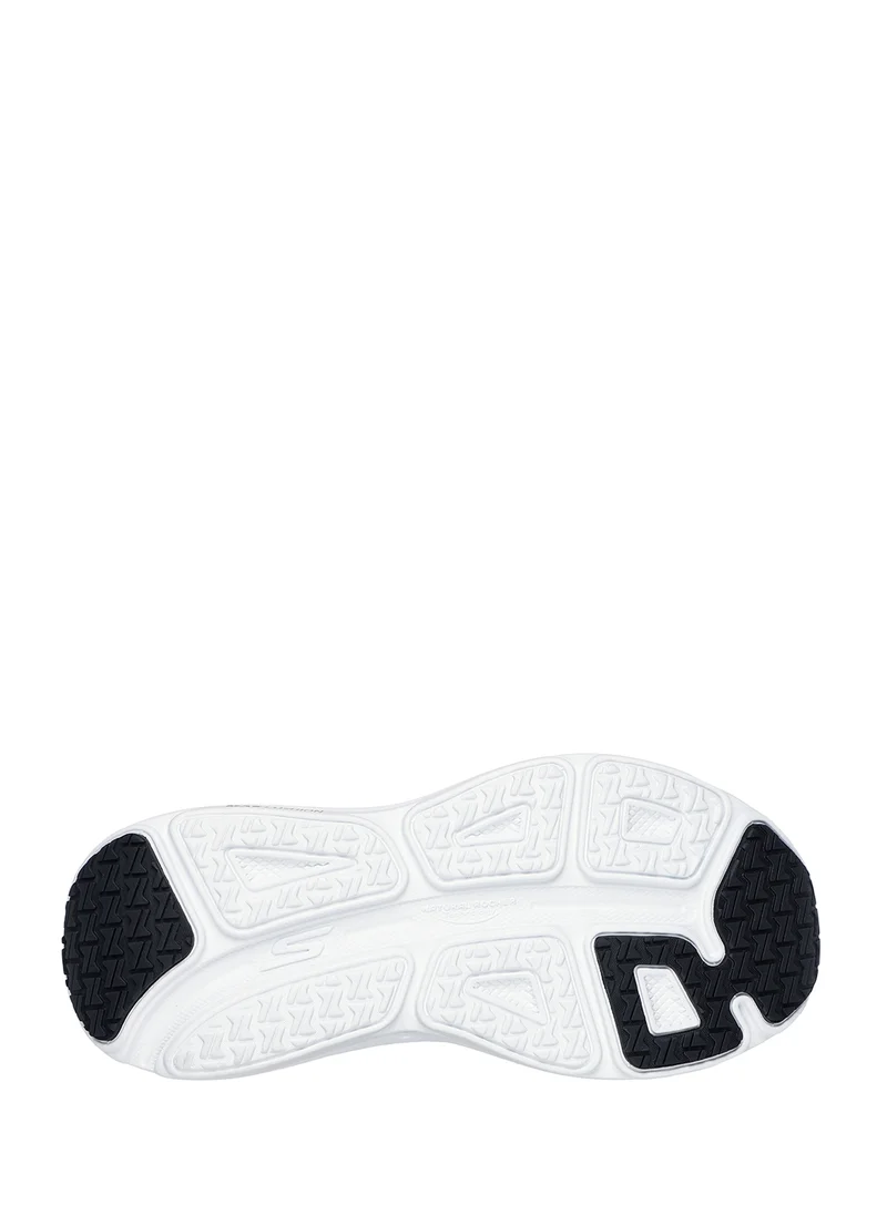 SKECHERS Max Cushioning Endeavour