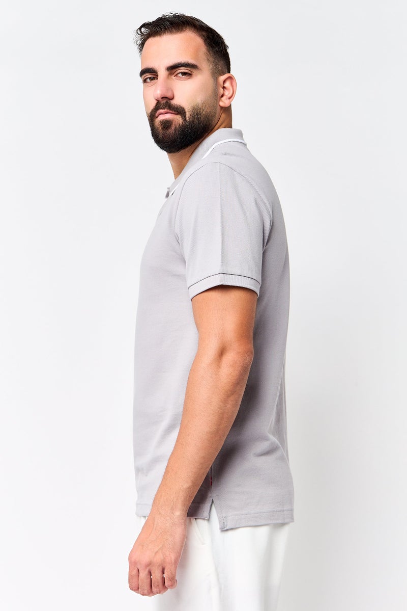 Levi's قميص بولو قصير الأكمام للرجال بتصميم عادي، رمادي - Image 3