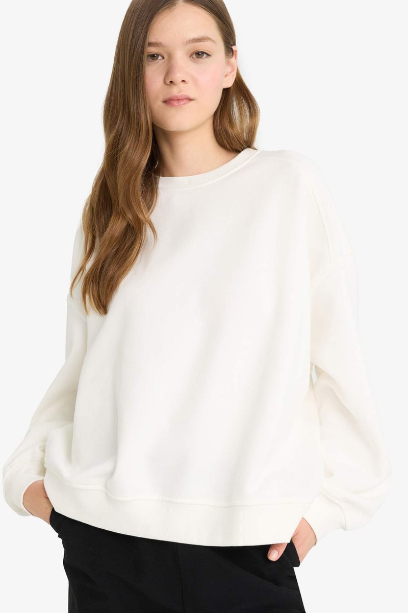 DeFacto Oversize Fit Sweatshirt - Image 1