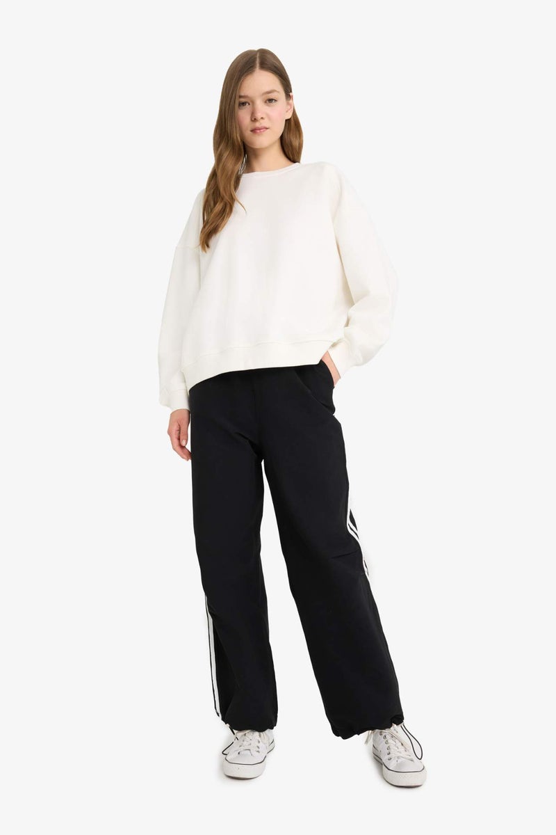 DeFacto Oversize Fit Sweatshirt - Image 2