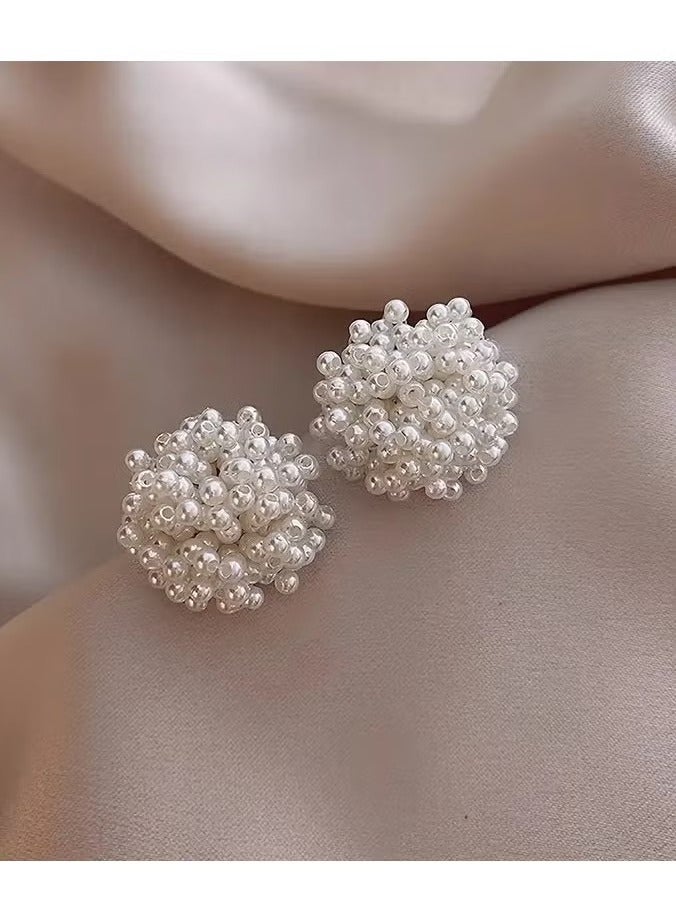 1 Pair Elegant Simple Chic Unique Spherical Faux Pearl Stud Earrings, French Style Women's Everyday Versatile Festive Gift Jewelry, Novelty Earrings  - Image 2