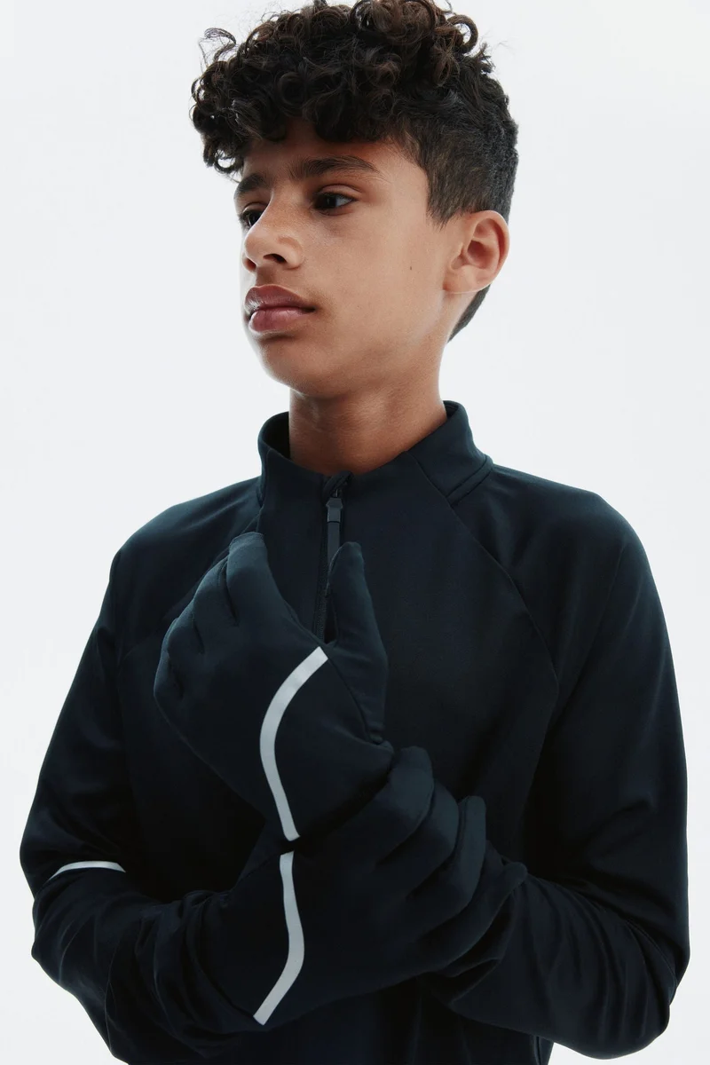 H&M Fotball mid layer top with ThermoMove™