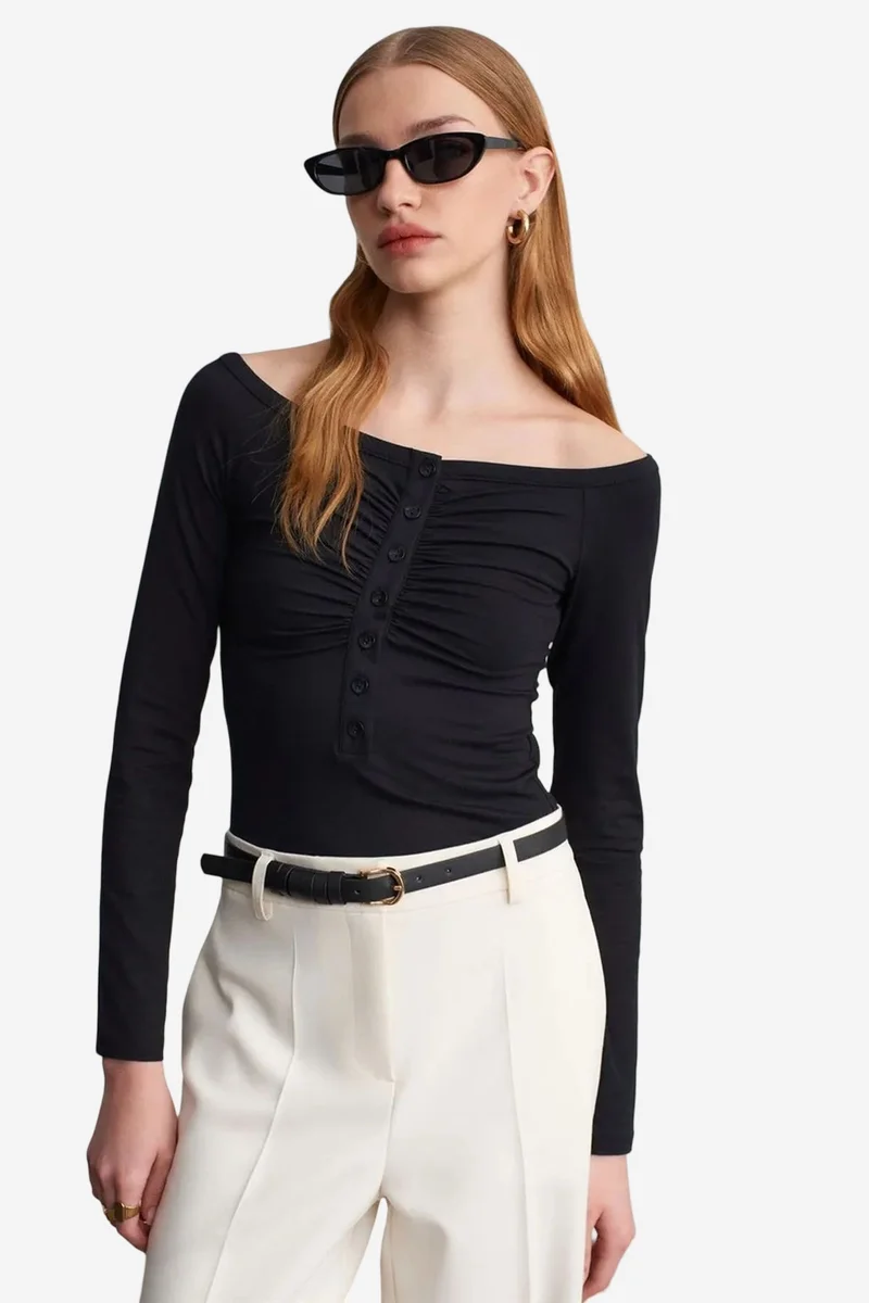 Dilvin Black DILVIN Slim-fit Boat Neck Bodysuit Blouse for Women | Best Price UAE