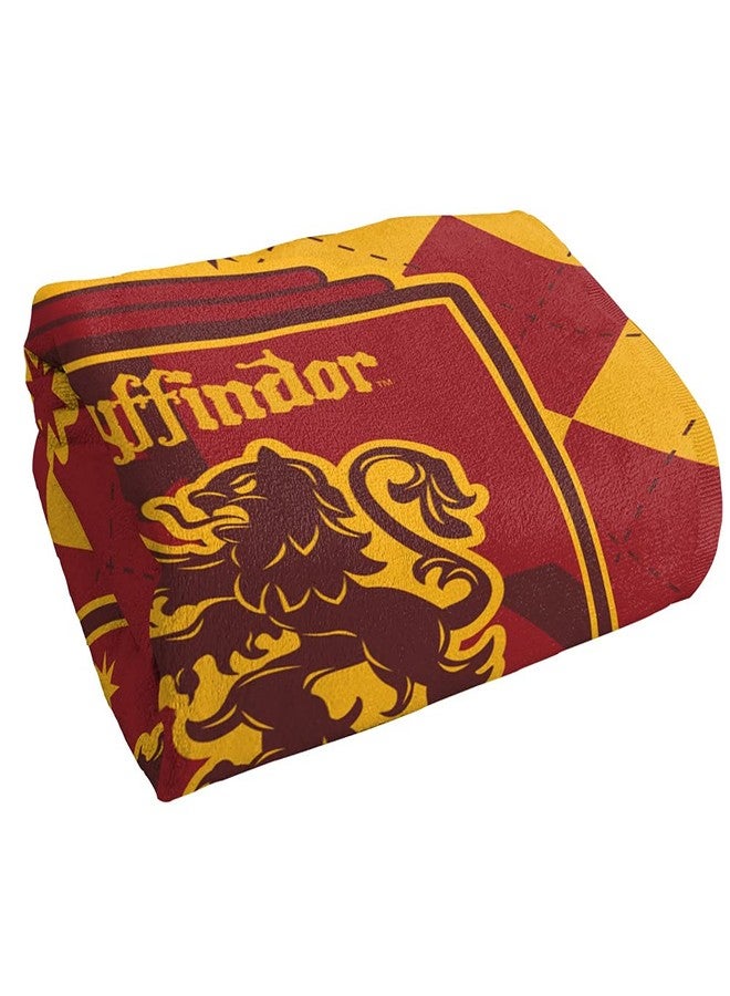 LOGOVISION Harry Potter Gryffindor Plaid Sigil Officially Licensed Beach Towel 30" X 60" - Image 3