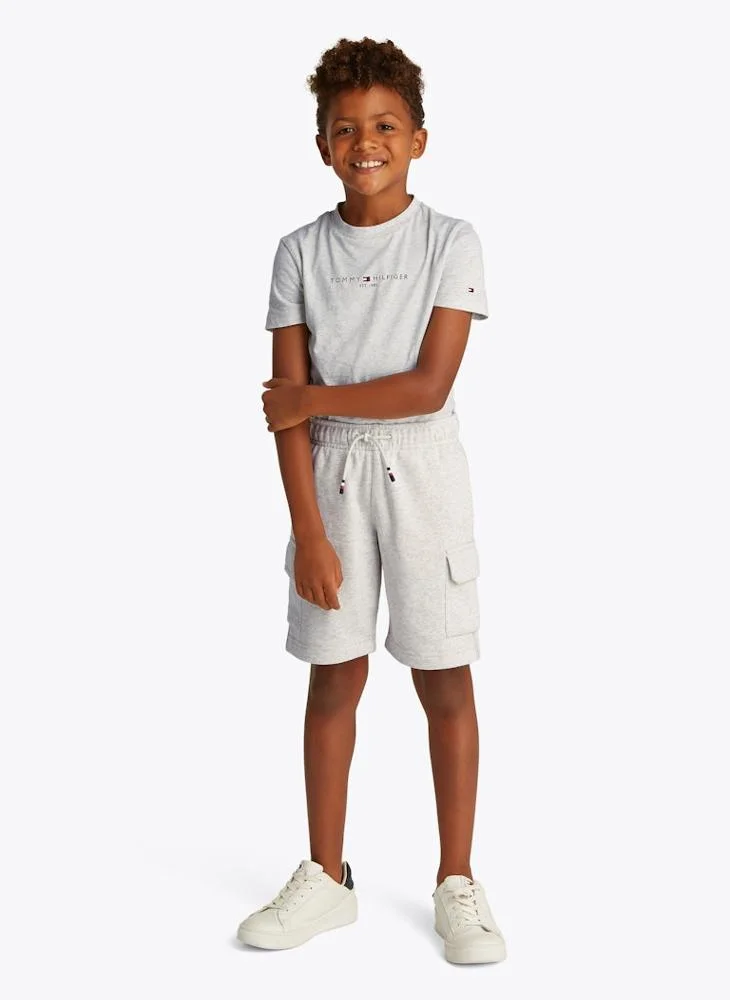 تومي هيلفيغر Kids T-Shirt & Cargo Shorts Set