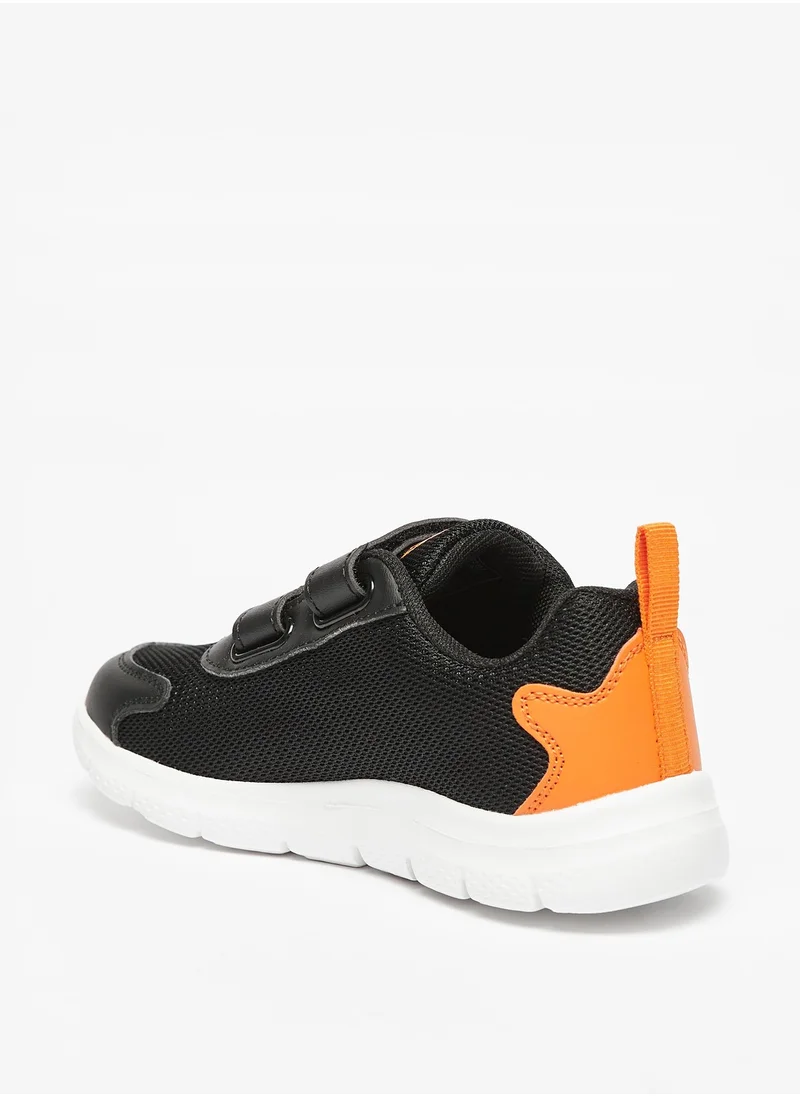 Oaklan by Shoexpress Boys Textured Sports Shoes with Hook and Loop Closure