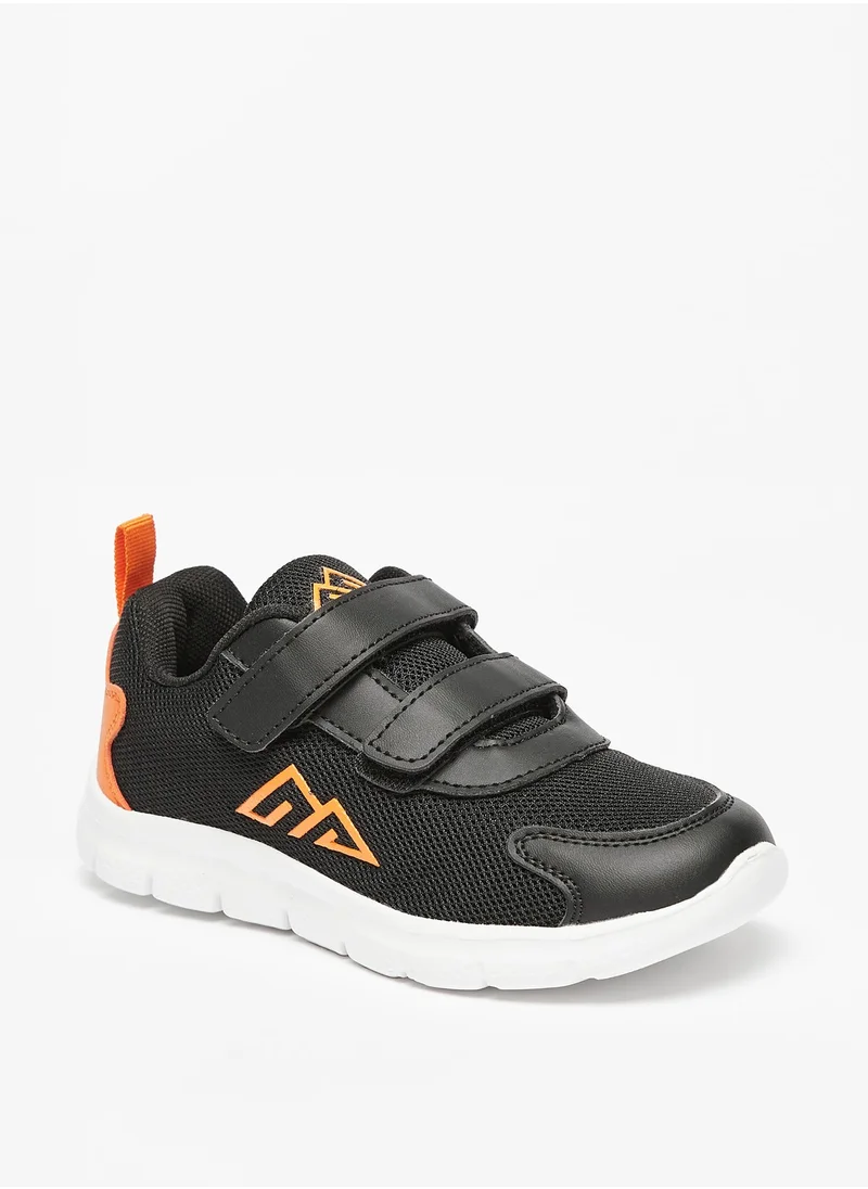 Oaklan by Shoexpress Boys Textured Sports Shoes with Hook and Loop Closure
