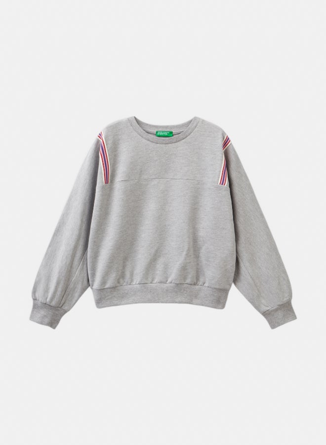 بينيتون سويتر بنات بتفاصيل مخططة - Image 1