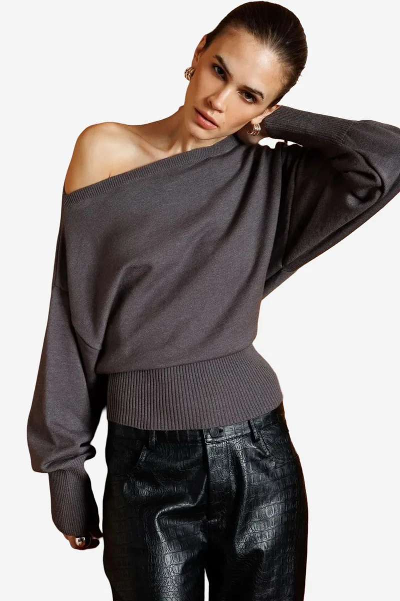 ميكسراي Mixray Ribbed Boat Neck Sweater