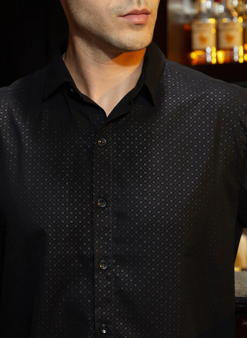 كامبوس سوترا Men's Onyx Black Cross-Stitch Imprint Shirt